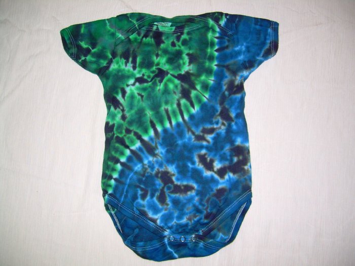 Tie Dye Onesie ShortSleeve Large (9-12 months) (27-34 lbs) #9