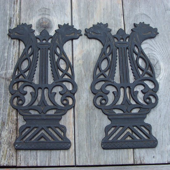 2 Metal Plaques or Trivets