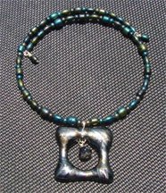 Handcrafted 16" Black Tie Fused Memory Wire Glass Choker Cathedral Glass Pendant Reflect Colors