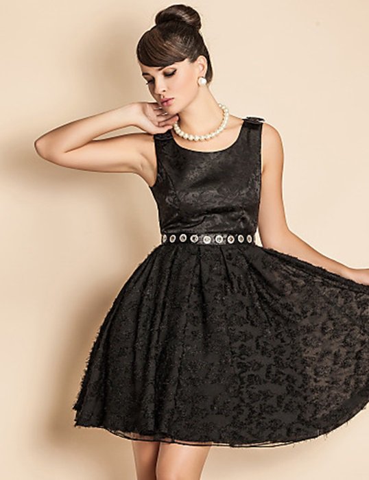 Luxurious Black Party Dress
