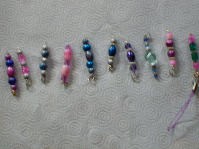 cell phone charm's/keyring's meduim size beads