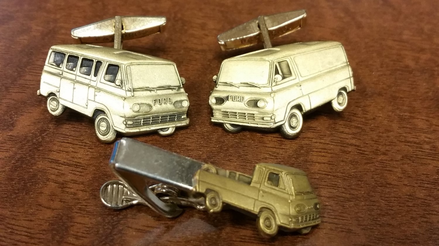 Vintage Set of Econoline Cufflinks