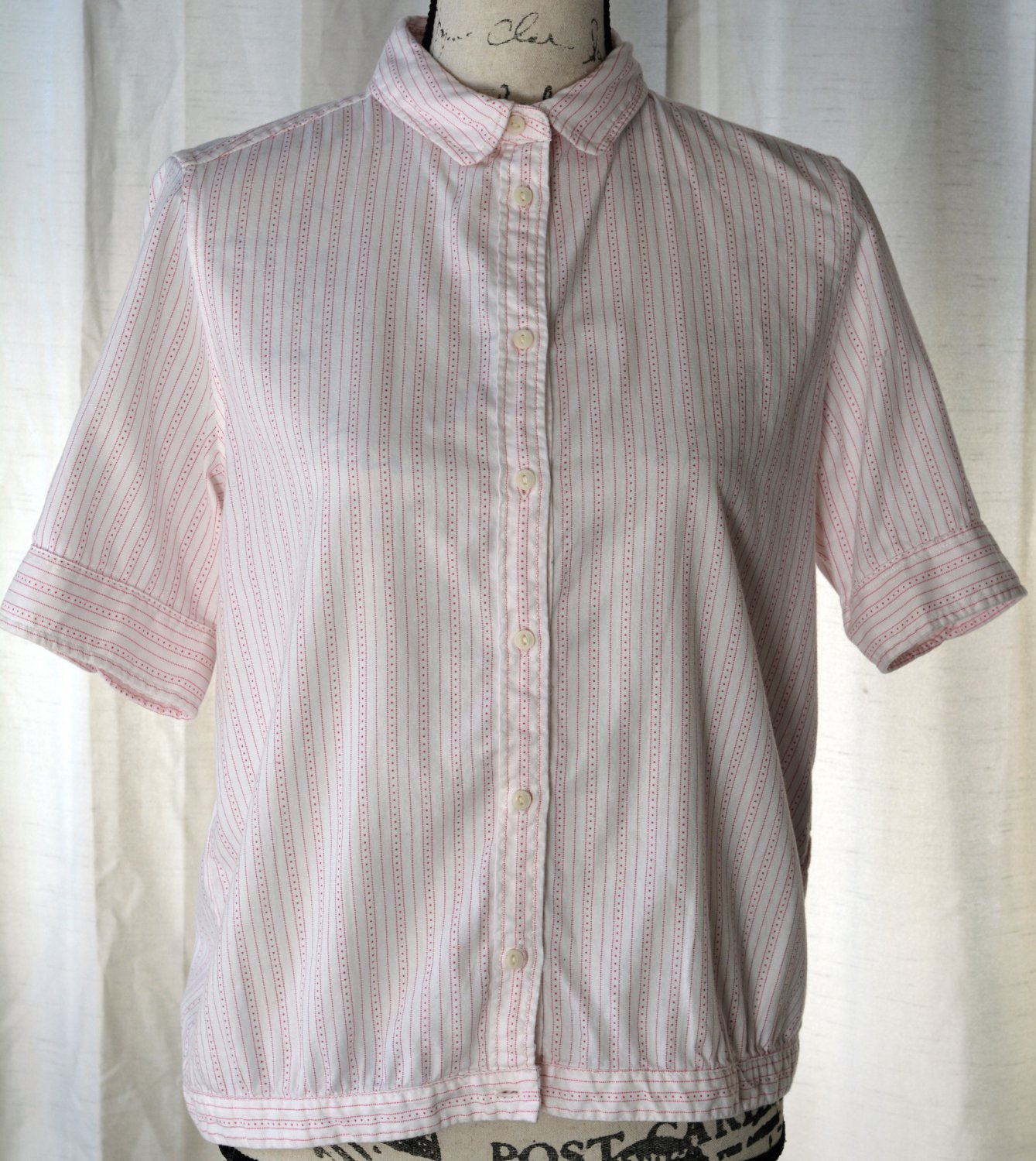 Levi's Button up blouse