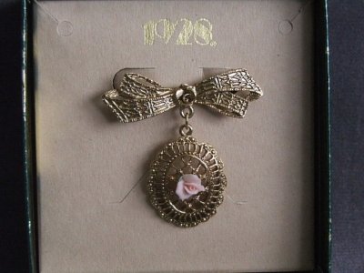 1928 Jewelry Company Victorian Style Pin with Bow and Roses