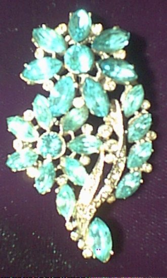 Blue Floral Broach / Pin - Unsigned c.1960