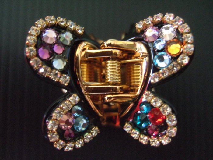 Small Round Butterfly Hairclip (H008)