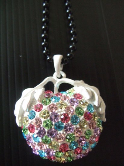 White Apple (N003)