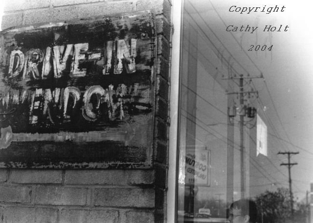 "Drive In Wendow"