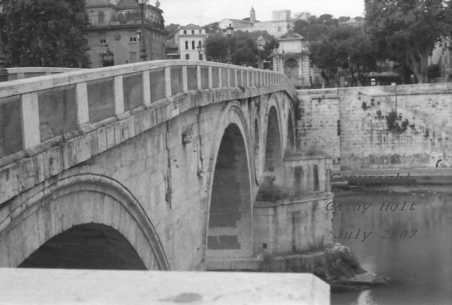 "Four Arches" Tiber River Bridge, Rome, Italy