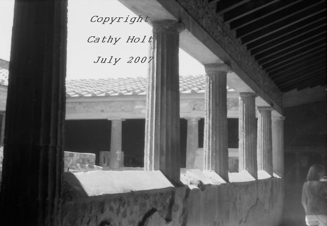 Pompeii Open Door Hallway