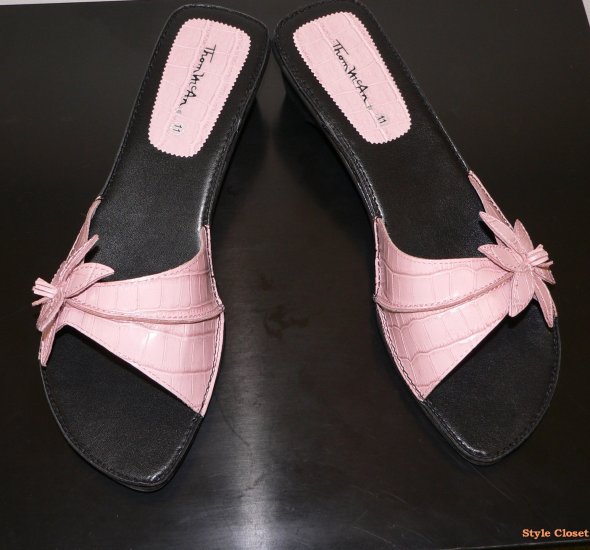 Thom McAn Sandals
