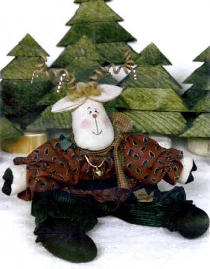 Bonnie B Buttons Pattern #675 ~ Reindeer Game