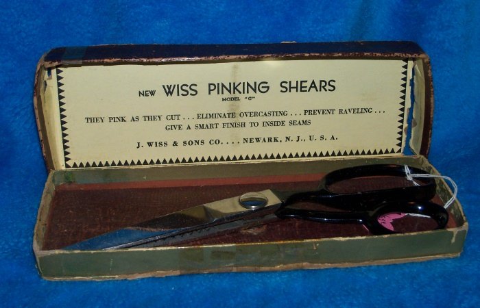 Vintage 1940's Wiss Pinking Shears in Box Model C