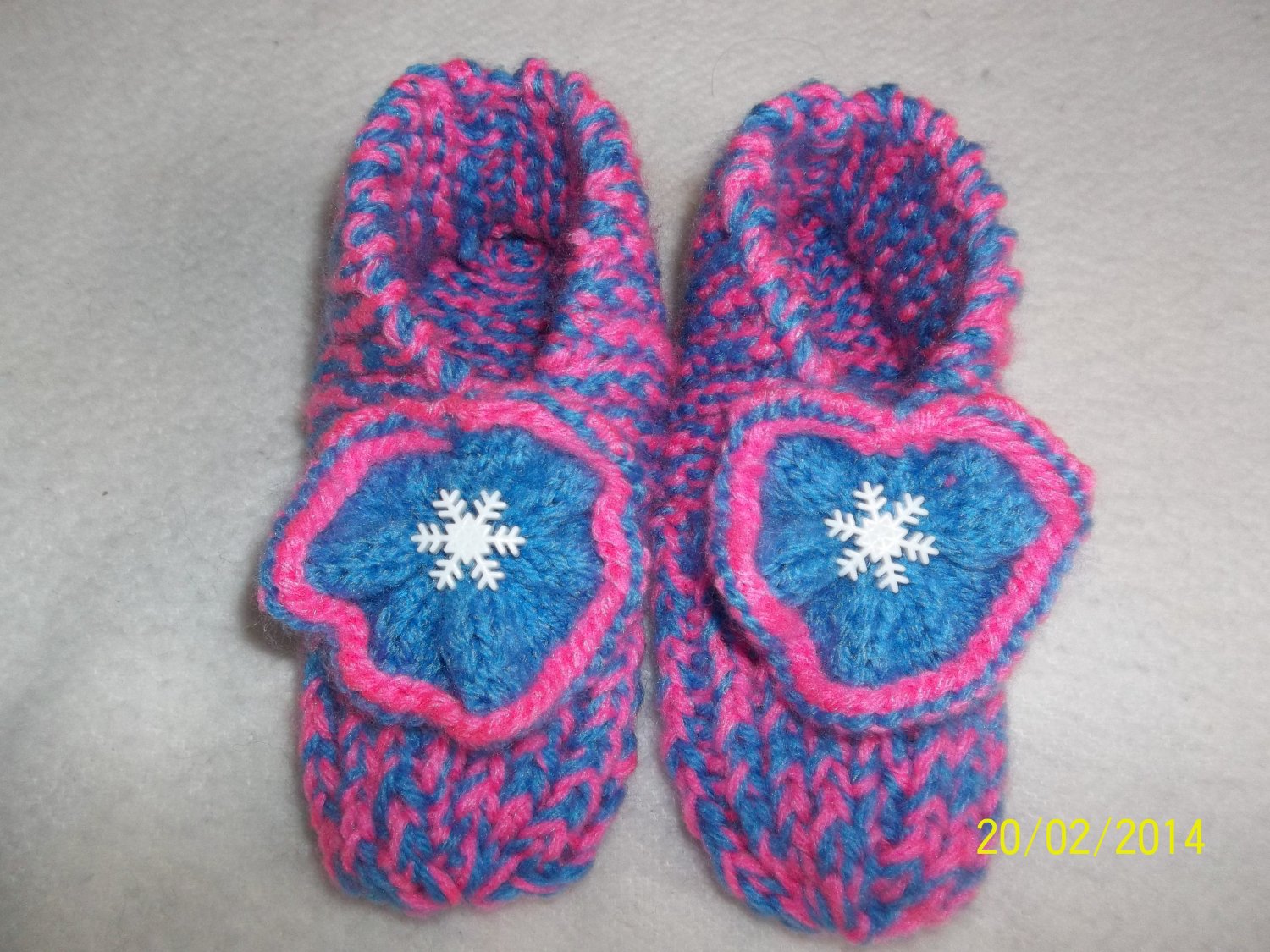 Girls Snowflake Knitted Slippers