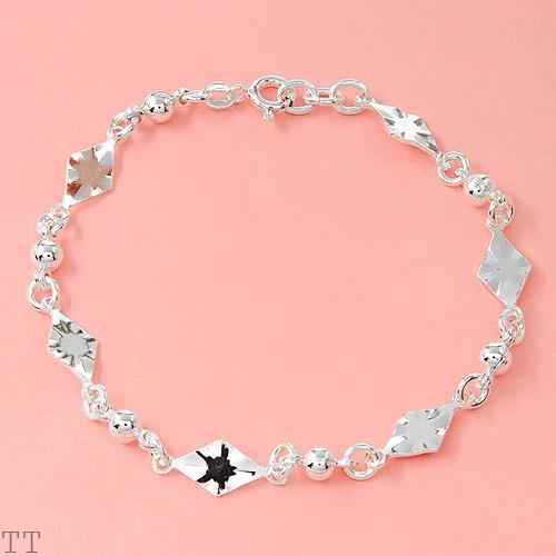 Ladies Bracelet in Sterling Silver (7 inches)