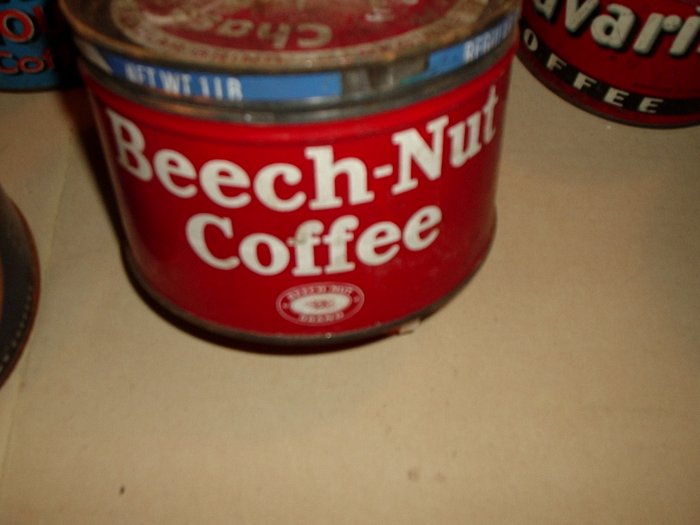 BEECH NUT COFFEE CAN WITH LID.OLD