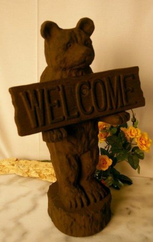 Large Bear Welcome Cast Iron Rustic Wood-Look - 08649