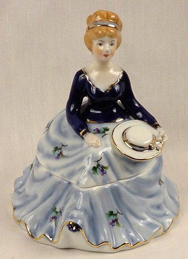 Powder/Trinket Box Girl Figurine Blue Limoges China - 15841