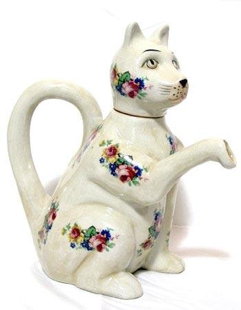 Cat Teapot with Roses - 15844