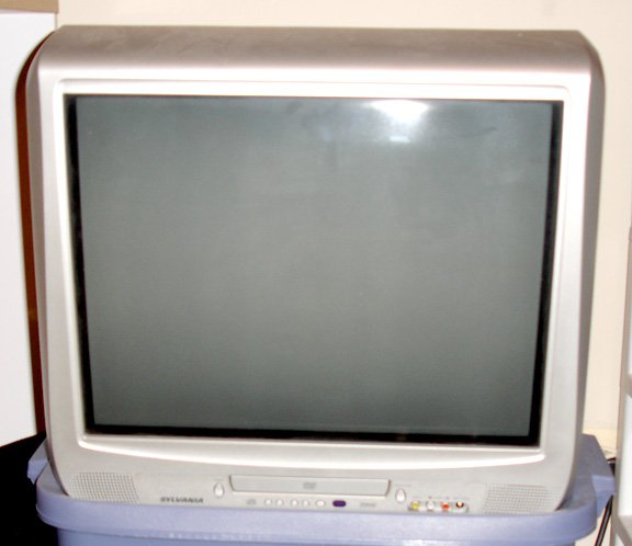 sylvania 21" CRT tv with built-in dvd player