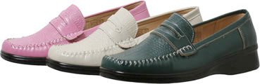 Wholesale Women's Shoes ( $9.80 per pair)