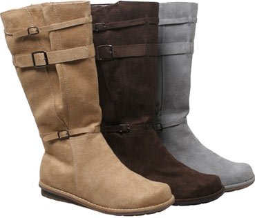 Wholesale Women's Shoes ($13.80 per pair.)