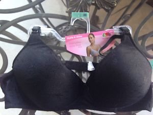 Womens Bra sz 38B Fruit Of The Loom Everyday Wire Free Bra~ Black Floral~NWT!!