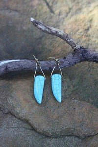 TURQUOISE Earrings -Gold Tone with NEW w TAG