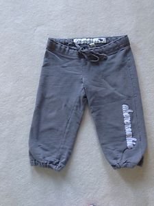 Abercrombie Cropped Sweatpants kids Size Large Gray