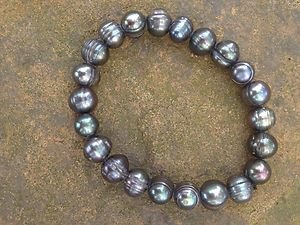 FRESHWATER PEARL BRACELET Never Worn!! Gray~Stunning!!