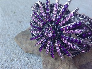 Flower Bracelet~ Genuine Austrian Pink/Lavender Crystals~~VERY Beautiful! NWT!!