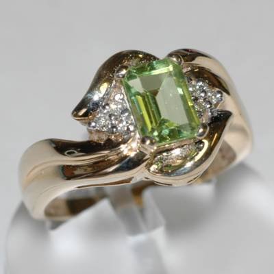 1.10 Carat Peridot & Diamond Ring