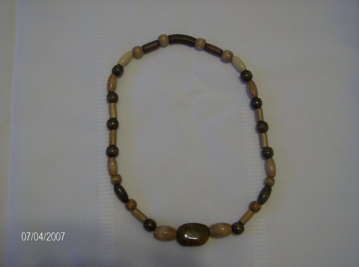 Cute Elastic Wooden Necklace w/ Glass Centerpiece