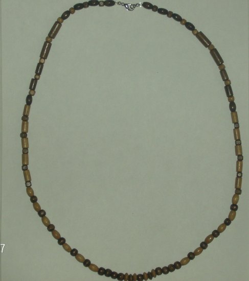 Simple and Fun Wooden Necklace