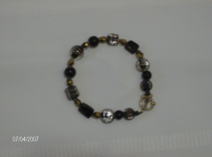"Black lickerish" Glass beaded Bracelet