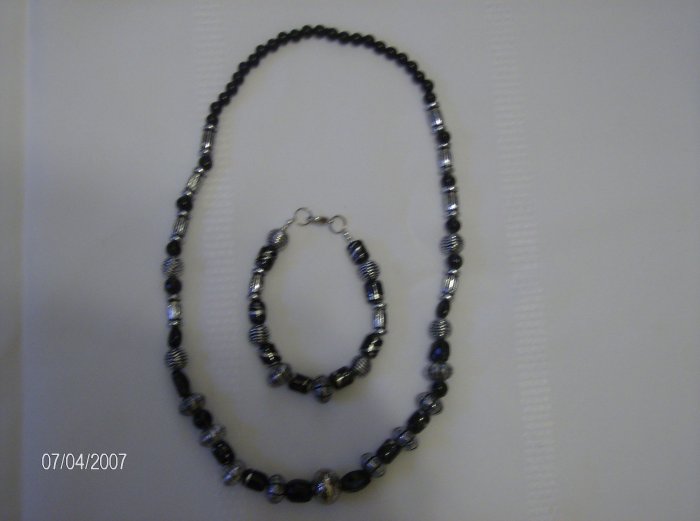 Black and Silver Glass bead set (Necklace and Bracelet)