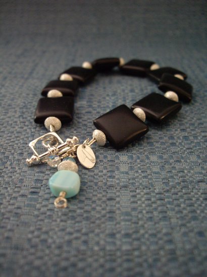 Squares onyx and silver bracelet