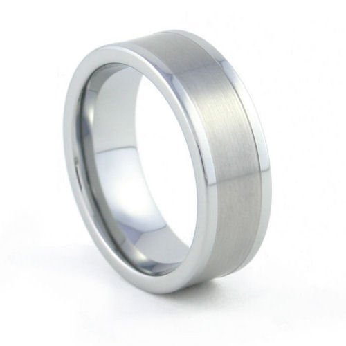 Spartan - 8mm Flat Tungsten Carbide Band with a Brushed Center