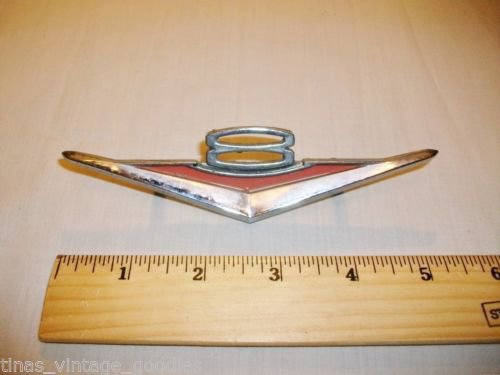 1941-42-46-47-48-49-50-51-1952 FORD TRUCK V 8 GRILL EMBLEM Chrome / Red