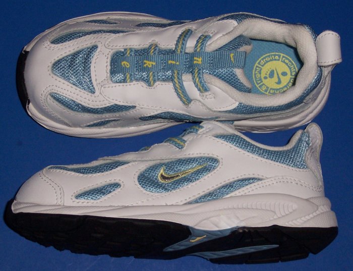 Nike Xccellerator Athletic Tennis Shoes Girls Size 10 Preschool Age