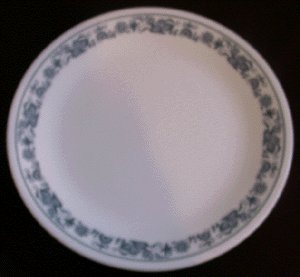 CORELLE Milk Glass DINNER PLATE Old Town Blue