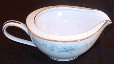 NORITAKE Roseberry CREAMER Japan 6241