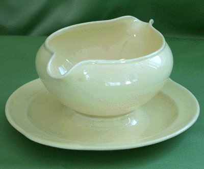 TS&T Lu-Ray LURAY Persian Cream YELLOW Gravy Boat 1948 TAYLOR SMITH AND TAYLOR