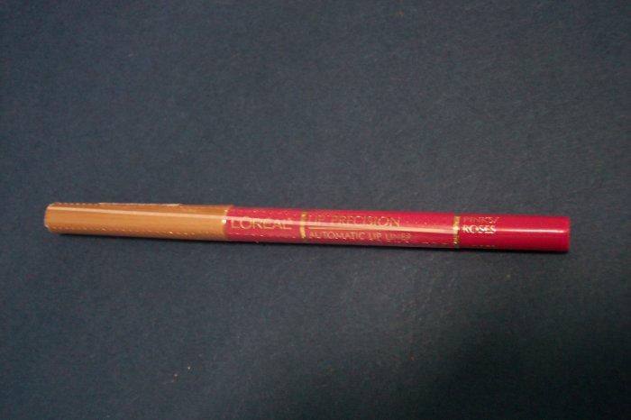 L'OREAL LIp Pencil NEW and SEALED