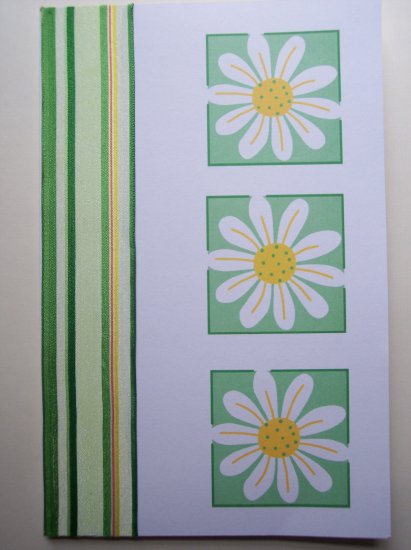 Daisy Chain Wedding Invitation