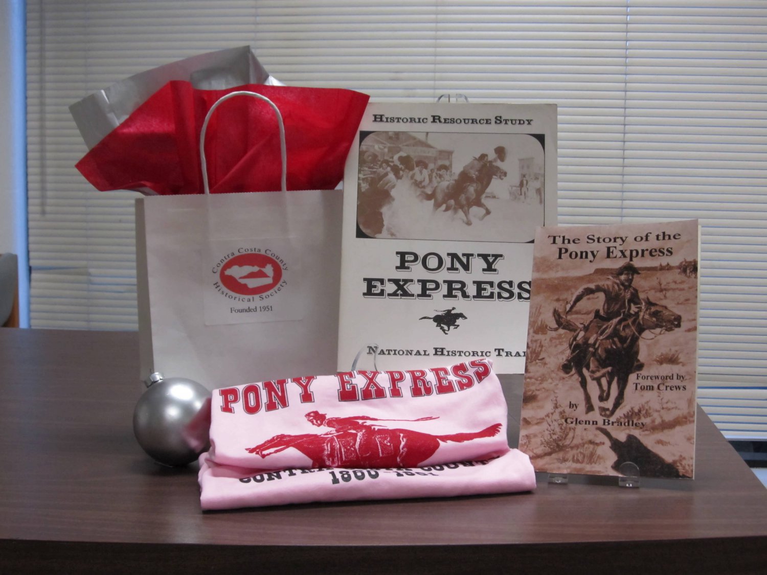 Pony Express Gift Pack