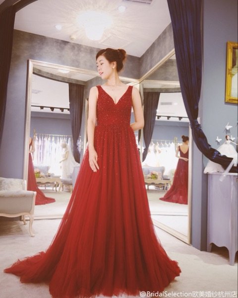 V-Neck A-line Wedding Party Gown Chiffon Beading Pleated Mother Of The Bride Dresses D2015904