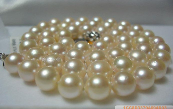 Sea Water Pearl Necklace 7.5-8 mm White with Pink