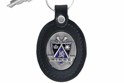 SWW15977KC - LOS ANGELES KINGS GENUINE BLACK LEATHER FRAMED KEY CHAIN