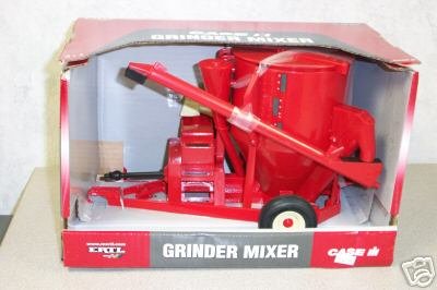 International Harvester Feed Grinder 1:16 Scale